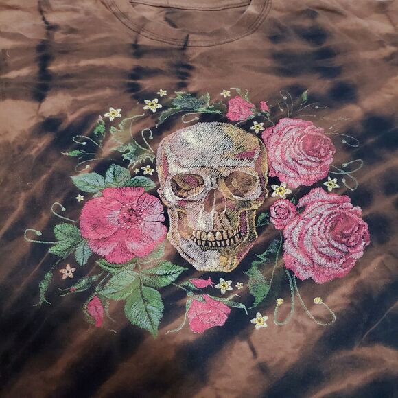 Skull And Roses Thrashed Shirt Size Large Reverse Tye Dye - Picture 2 of 4